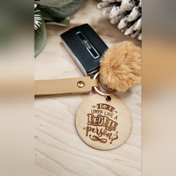 Keychain Wristlet & Puff with Laser Engraved Charm - Picture 3 of 11